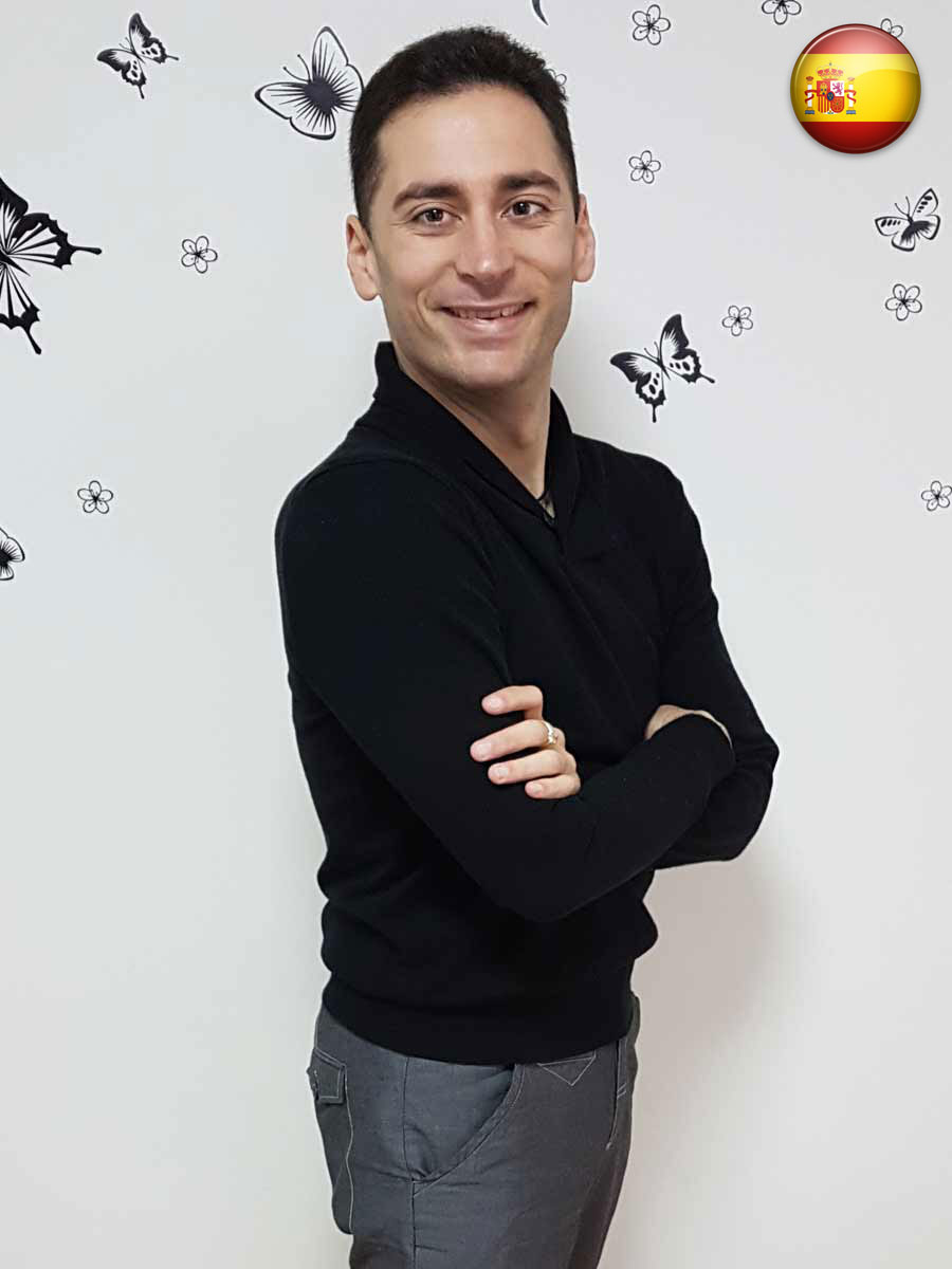 ANTONIO ROMARÍS LENS